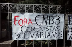 Faixa contra a CNBB